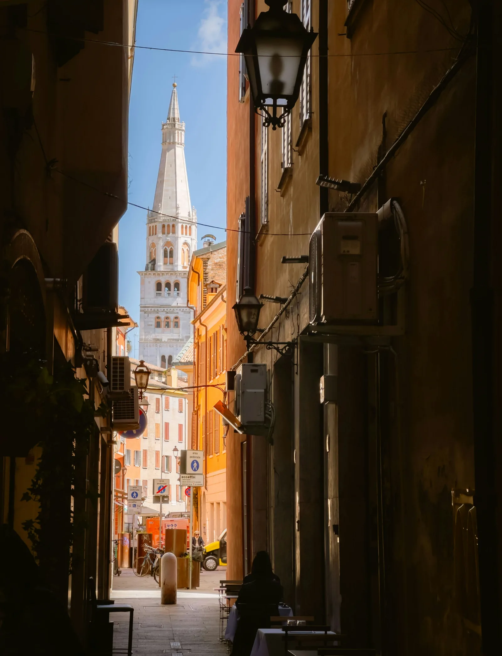 Scorcio del centro di Modena