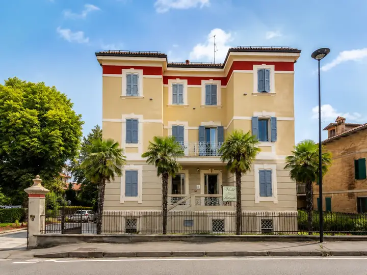 Facciata di Hotel Villa Maranello in centro a Maranello