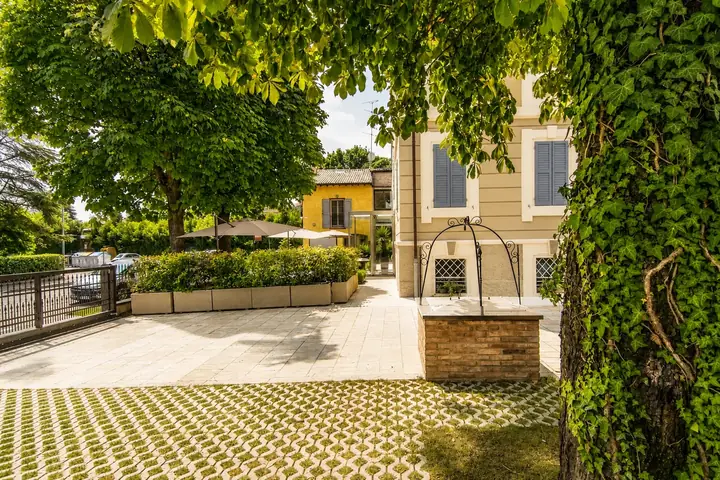 Giardino di Hotel Villa Maranello